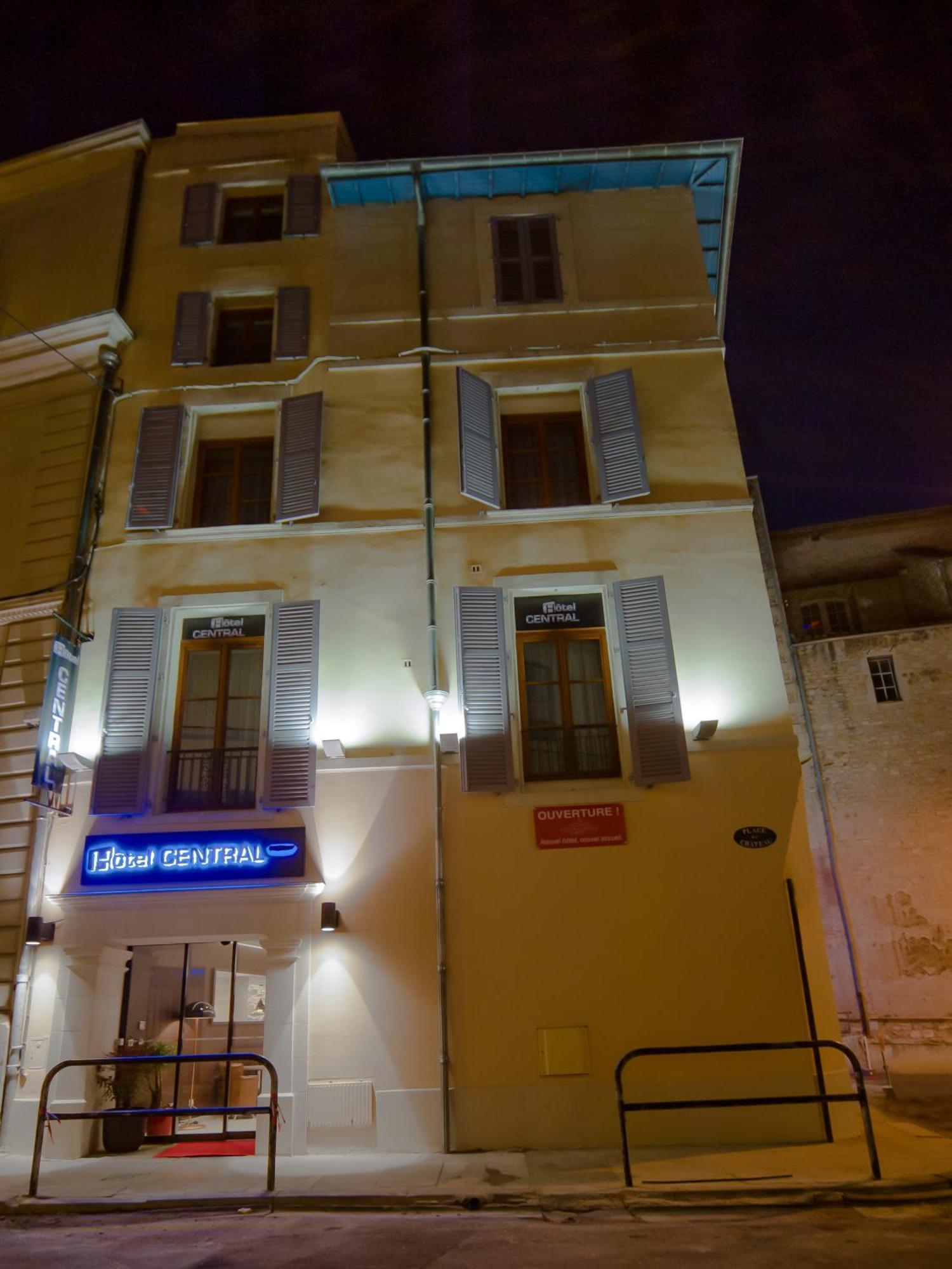 Central Hotel Nimes Exterior photo